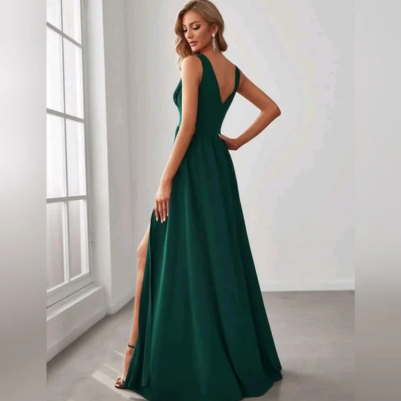 Boutique Dresses | New Luxe Deep V Split Leg Maxi Dress Flowy Deep Green | Color: Green | Size: M | Glitteredcloset's Closet